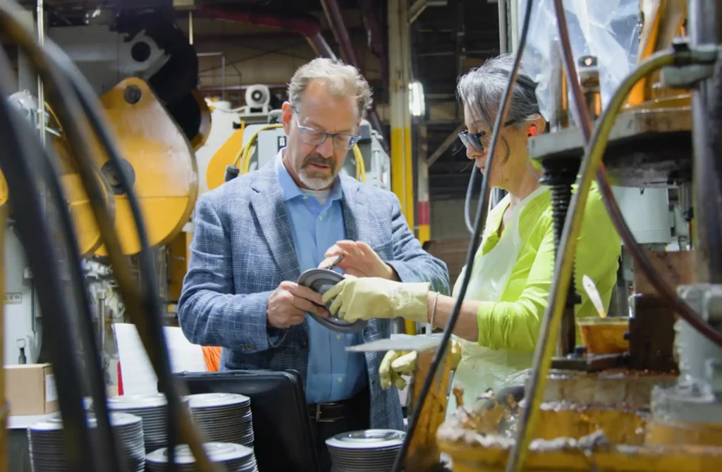 Reviewing Trendler production processes.